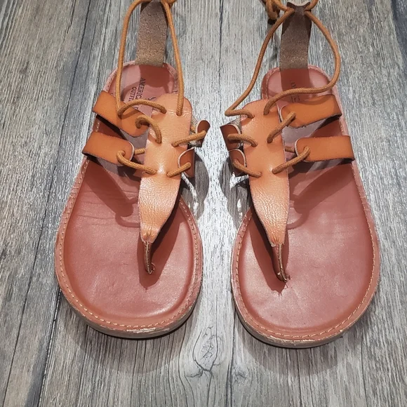 American eagle sandals - Picture 2 of 16